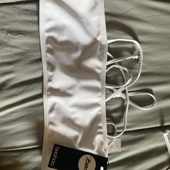 Boohoo white bikini - Picture 4 of 5